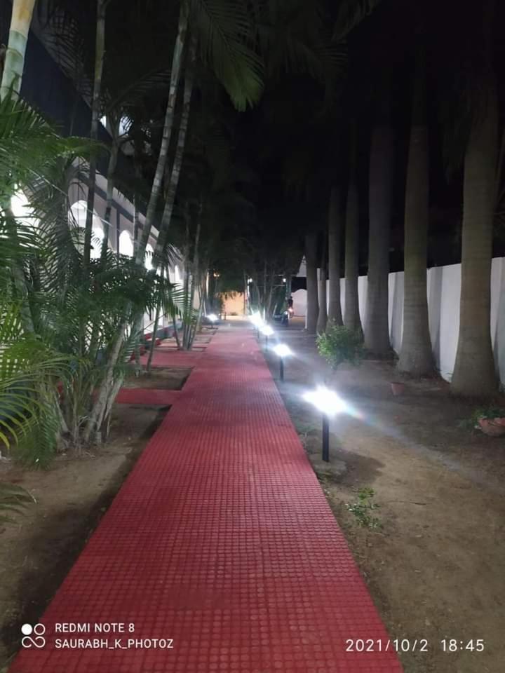 Hotel Jungle Palace Resort Umariā Exterior foto